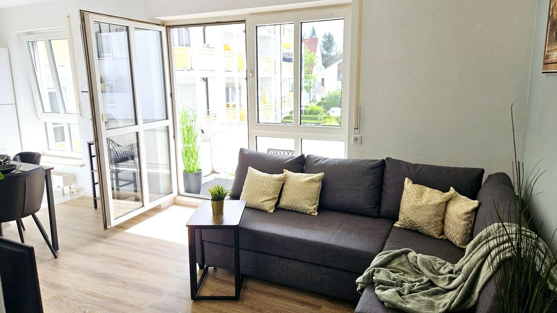Apartment Like At Home - Moderne Wohnung In Koenigsbrunn - 30Qm - Netflix