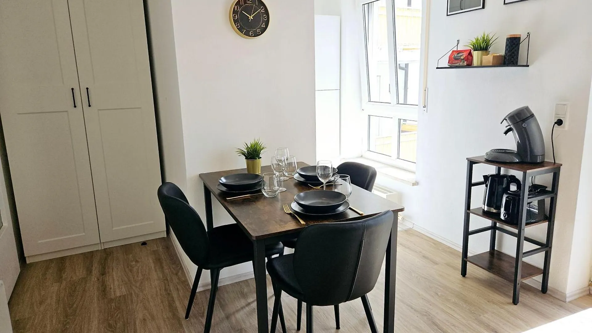 Like At Home - Moderne Wohnung In Koenigsbrunn - 30Qm - Netflix Germany